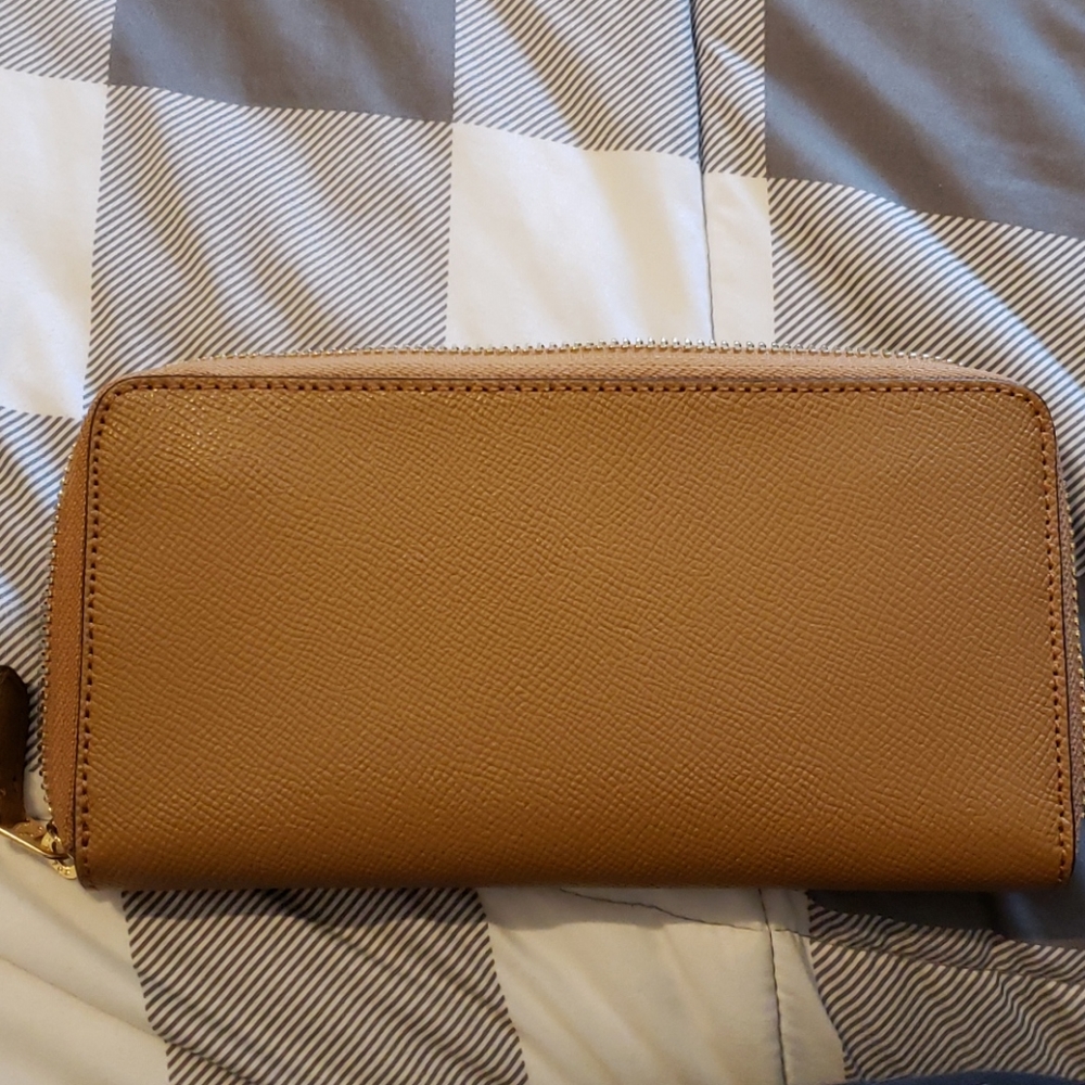 Authentic Coach Wallet - Picture 2 of 5